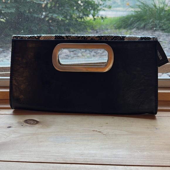 Express Chic Black and Snake Print Clutch NWT - Picture 5 of 6